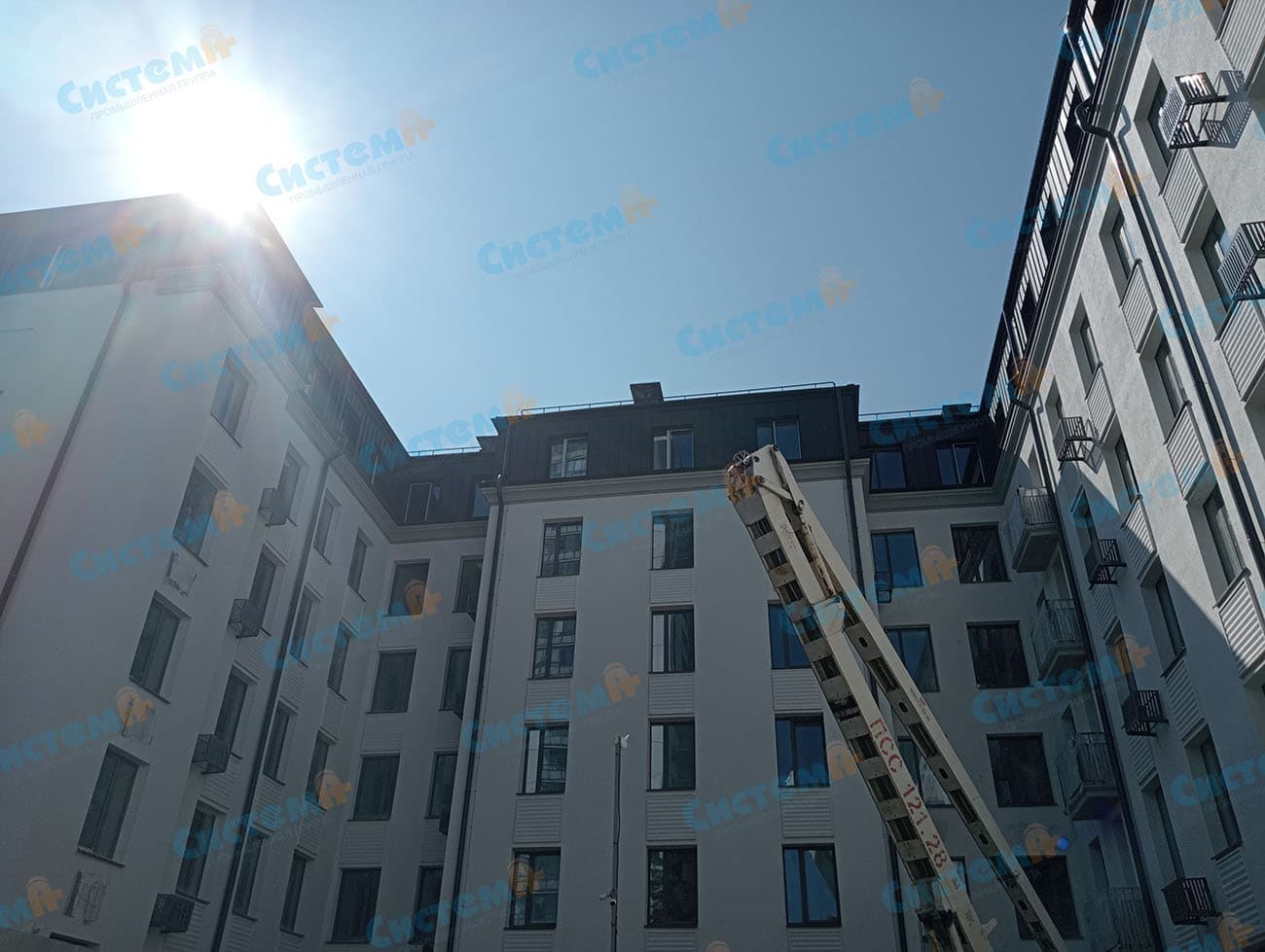 Изготовили карнизы и декоративные панели для многоэтажного здания Изготовили карнизы и декоративные панели для многоэтажного здания